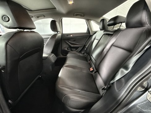 Used 2020 Volkswagen Jetta SE image 24