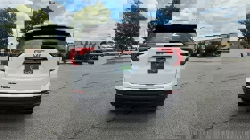 Certified 2021 GMC Terrain SLE w/ Elevation Edition image 7