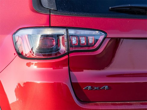 New 2025 Jeep Compass Latitude image 10