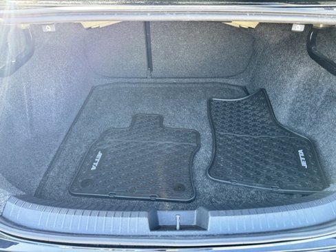 Certified 2023 Volkswagen Jetta Sport image 7
