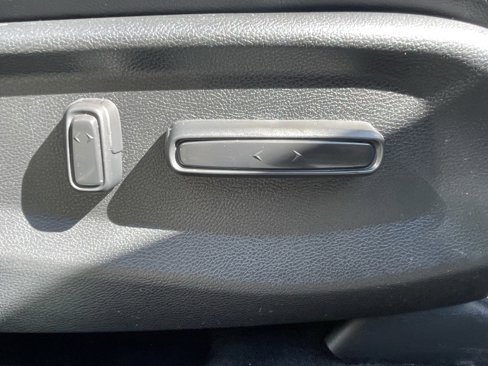 Used 2017 Honda CR-V EX-L image 12
