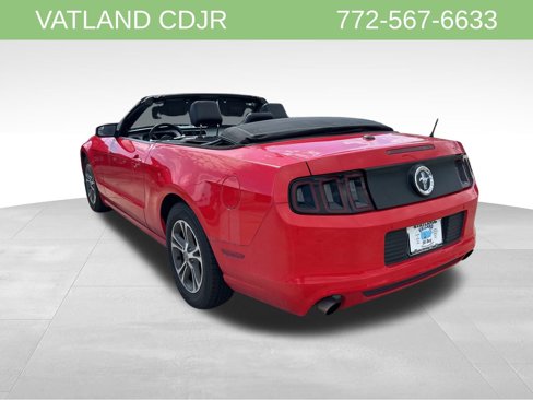 Used 2014 Ford Mustang Premium image 17