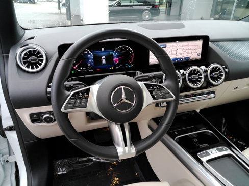 Certified 2024 Mercedes-Benz GLA 250 image 11