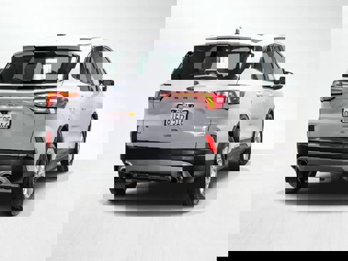 Used 2020 Ford Escape SE image 5