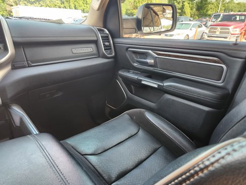 Used 2020 RAM 1500 Laramie image 26