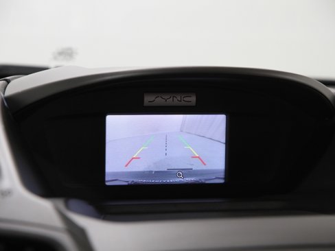 Used 2015 Ford Escape SE image 12
