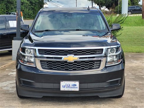 Used 2019 Chevrolet Suburban LT image 2