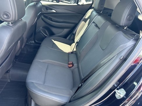 Used 2021 Buick Encore GX Select image 19