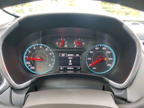 Used 2020 Chevrolet Equinox LS image 30