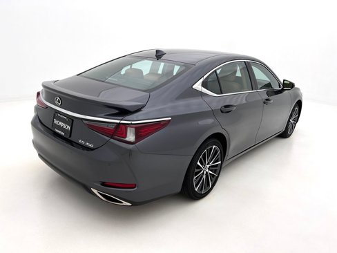 Used 2022 Lexus ES 350 w/ Premium Package image 7