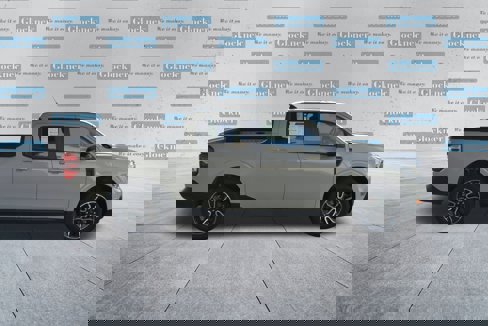 Used 2024 Ford Maverick Lariat image 4