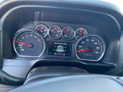 Used 2021 Chevrolet Silverado 1500 Custom Trail Boss w/ Safety Confidence Package image 11