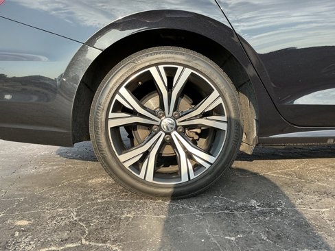Used 2021 Volkswagen Passat 2.0T SE image 21