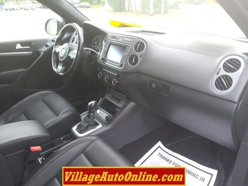Used 2016 Volkswagen Tiguan R-Line image 26