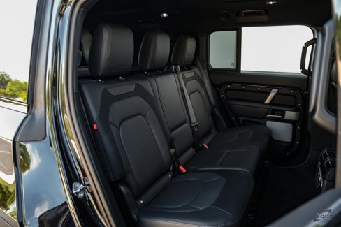 Used 2024 Land Rover Defender 130 Outbound image 63