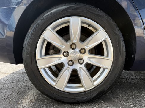 Used 2012 Buick LaCrosse Leather image 34
