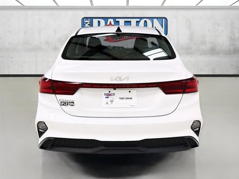 Used 2024 Kia Forte LXS image 6