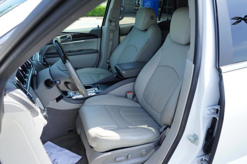 Used 2017 Buick Enclave Leather w/ Enclave Sport Touring Edition image 9