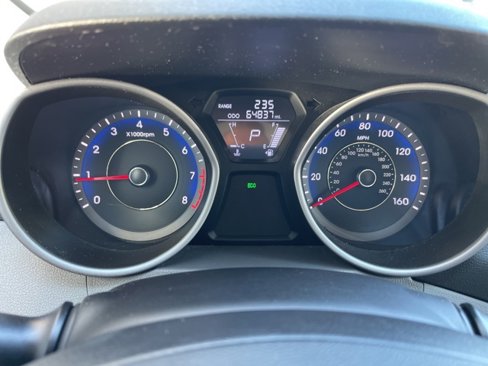 Used 2013 Hyundai Elantra GLS w/ Preferred Pkg image 18