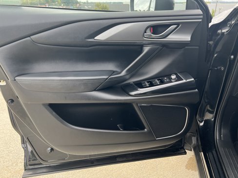 Used 2019 MAZDA CX-9 Touring w/ Touring Premium Package image 14
