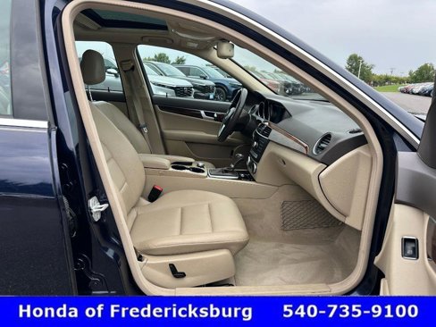 Used 2012 Mercedes-Benz C 300 Sport image 34