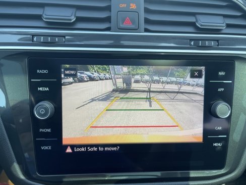 Certified 2019 Volkswagen Tiguan SEL w/ 3rd Row Seat Package image 26