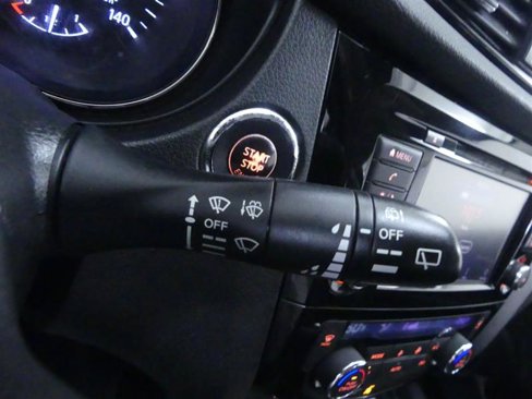 Used 2019 Nissan Rogue Sport SV image 16