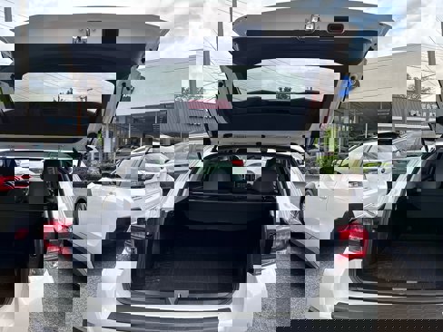 Used 2022 Subaru Crosstrek 2.0i Premium image 7