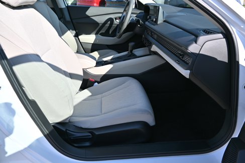 Certified 2025 Honda Accord LX image 16