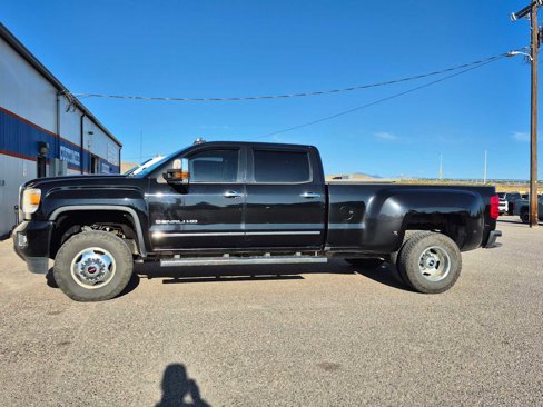 Used 2015 GMC Sierra 3500 Denali w/ Duramax Plus Package image 3