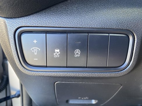 Used 2023 Kia Soul LX w/ LX Technology Package image 20