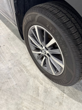 Used 2018 Toyota Highlander XLE image 38