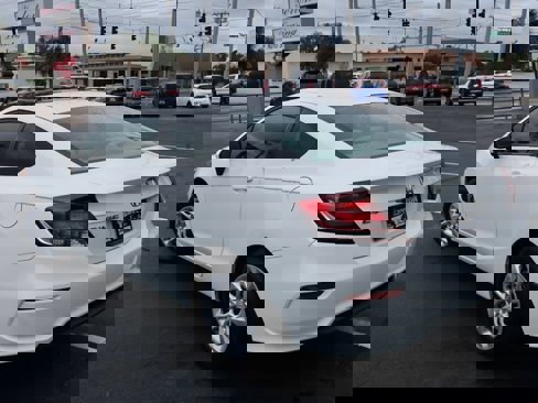 Used 2015 Honda Civic LX image 8