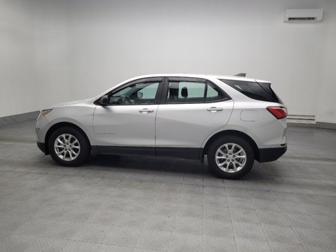 Used 2021 Chevrolet Equinox LS image 3