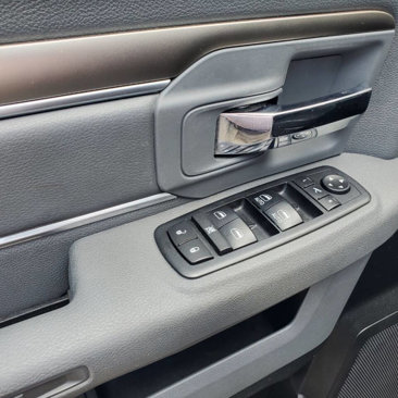 Used 2017 RAM 1500 Lone Star image 26