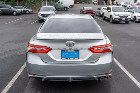Used 2018 Toyota Camry L image 4