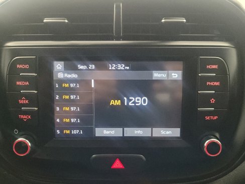 Used 2021 Kia Soul S image 25