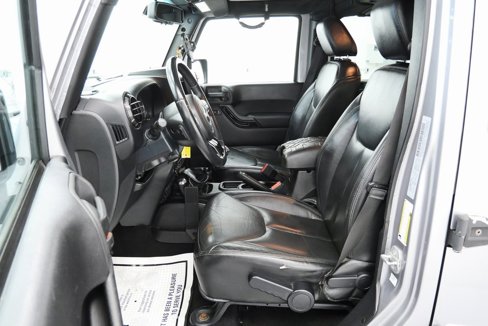 Used 2015 Jeep Wrangler Unlimited Sahara image 10