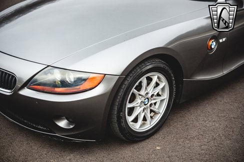Used 2004 BMW Z4 2.5i image 12