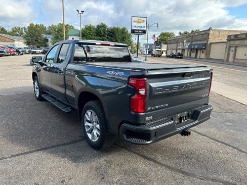 Used 2021 Chevrolet Silverado 1500 Custom w/ Safety Confidence Package image 7