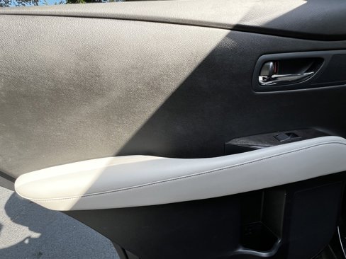 Used 2015 Lexus RX 450h FWD image 30