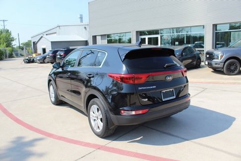 Used 2018 Kia Sportage LX image 11