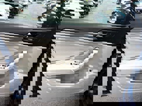 Used 2019 Volkswagen Jetta S w/ Driver Assistance Package image 18