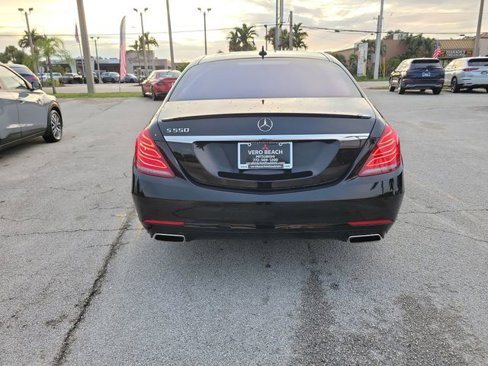 Used 2015 Mercedes-Benz S 550 Sedan image 5