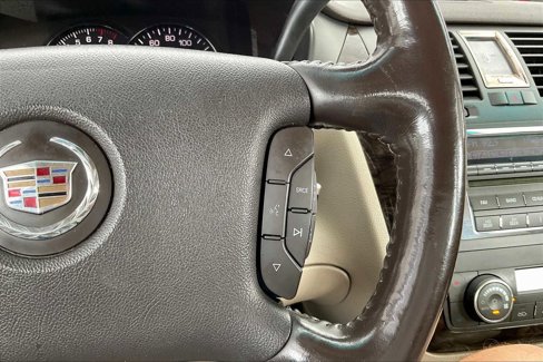 Used 2008 Cadillac DTS w/ Trunk Convenience Package image 22