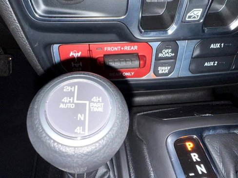 Used 2024 Jeep Wrangler Unlimited Rubicon 4xe image 26