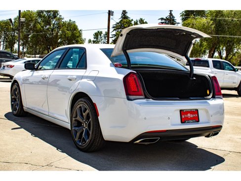 Used 2021 Chrysler 300 S image 8