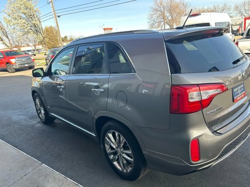 Used 2015 Kia Sorento SX image 39