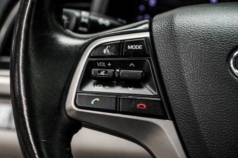 Used 2018 Hyundai Elantra Value Edition image 27