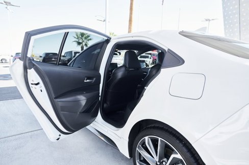 Used 2020 Toyota Corolla XSE image 16